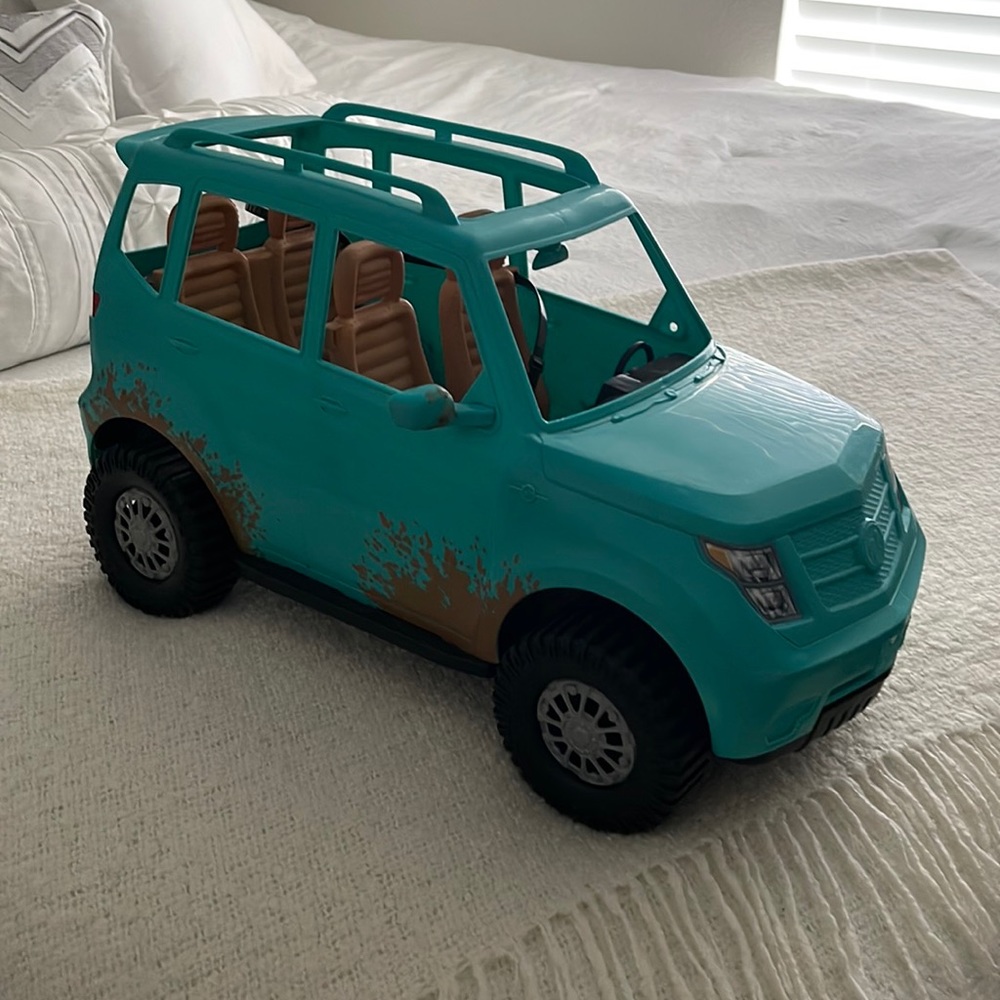 Barbie truck